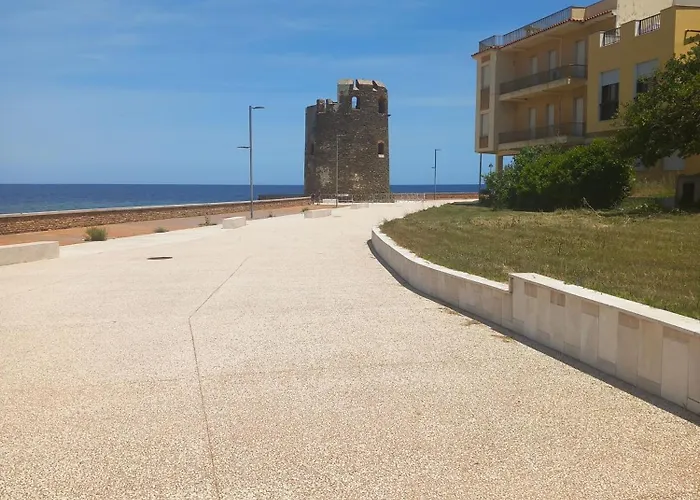 Splendid Detached Villa, Near The Sea Villa