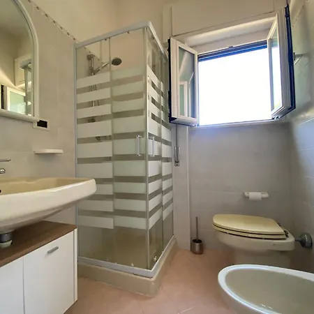 Splendid A Stones Throw From The Sea Villa