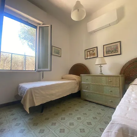 Willa Splendid Detached Villa, Near The Sea